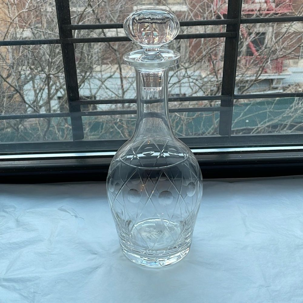 ❤️ The Met Collection Decanter - Luxe! - Picture 3 of 5